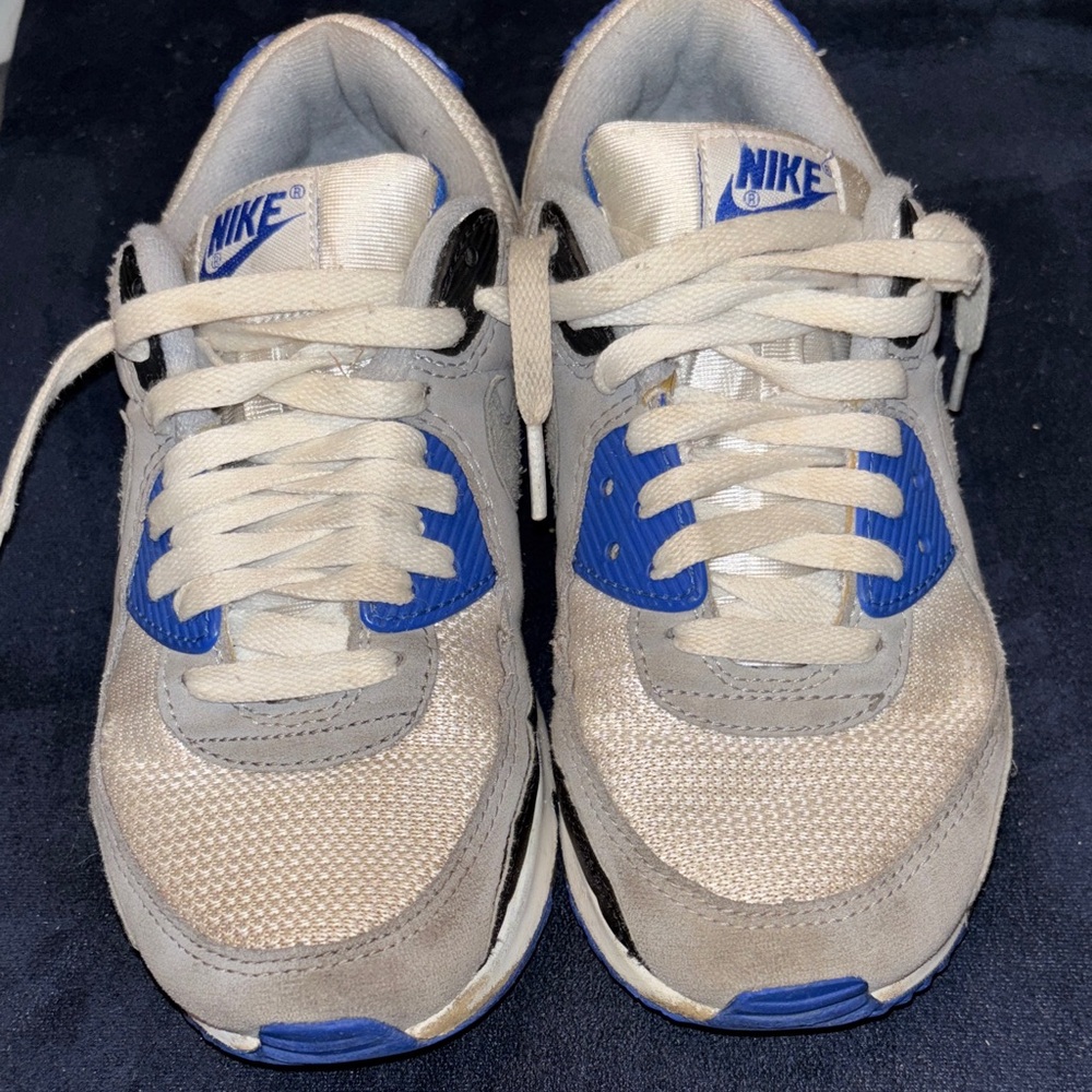 Nike Air Max Shoes Size 8.5 Women’s  Blue and Grey
